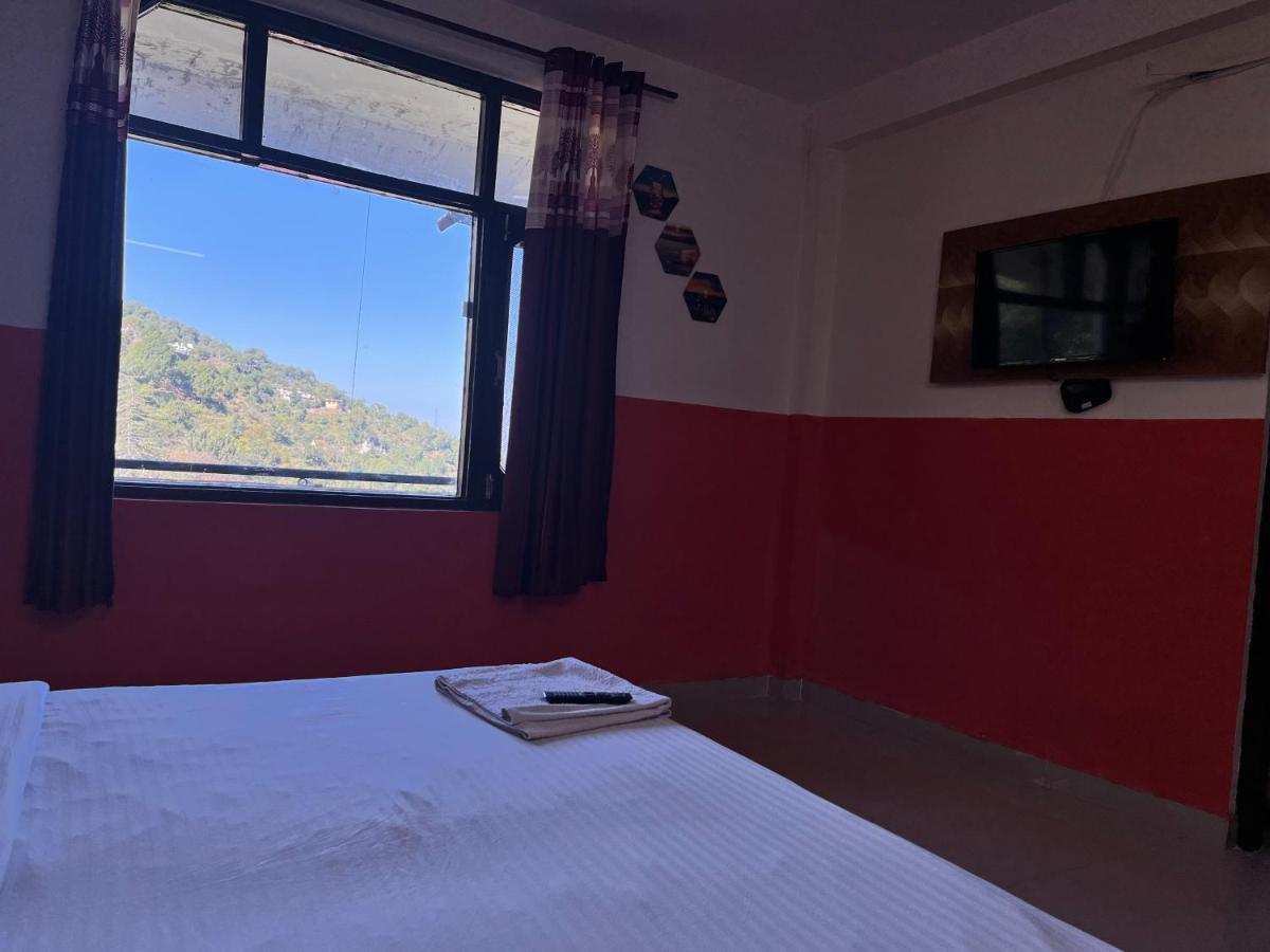 Sunrise View Homestay Kasauli Exteriér fotografie